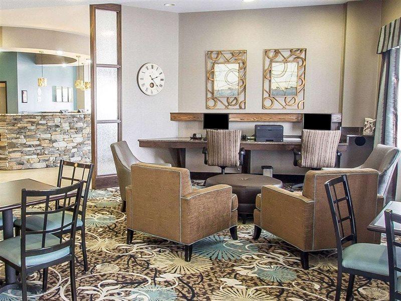 Comfort Suites Hudson I-94 Buitenkant foto