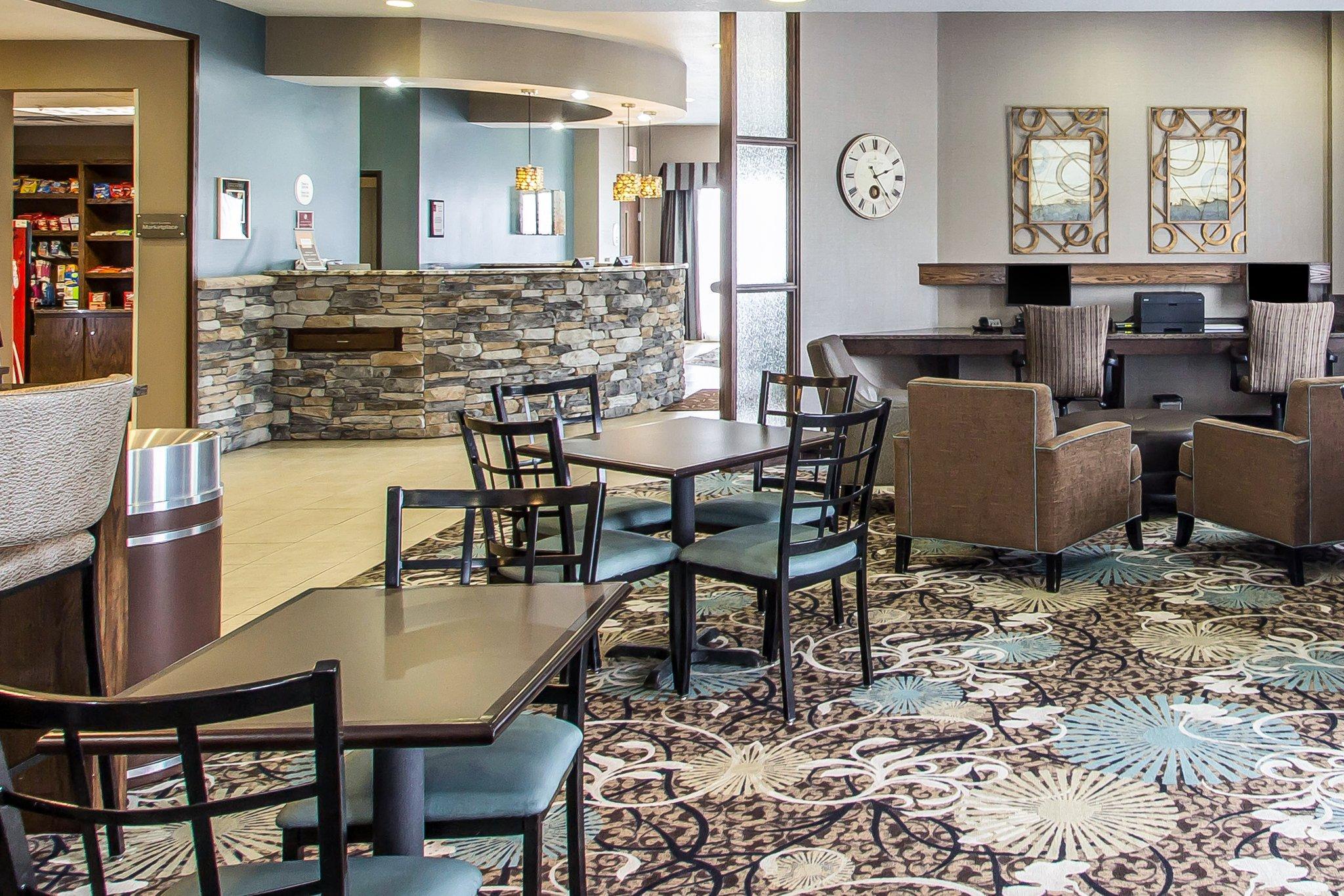 Comfort Suites Hudson I-94 Buitenkant foto
