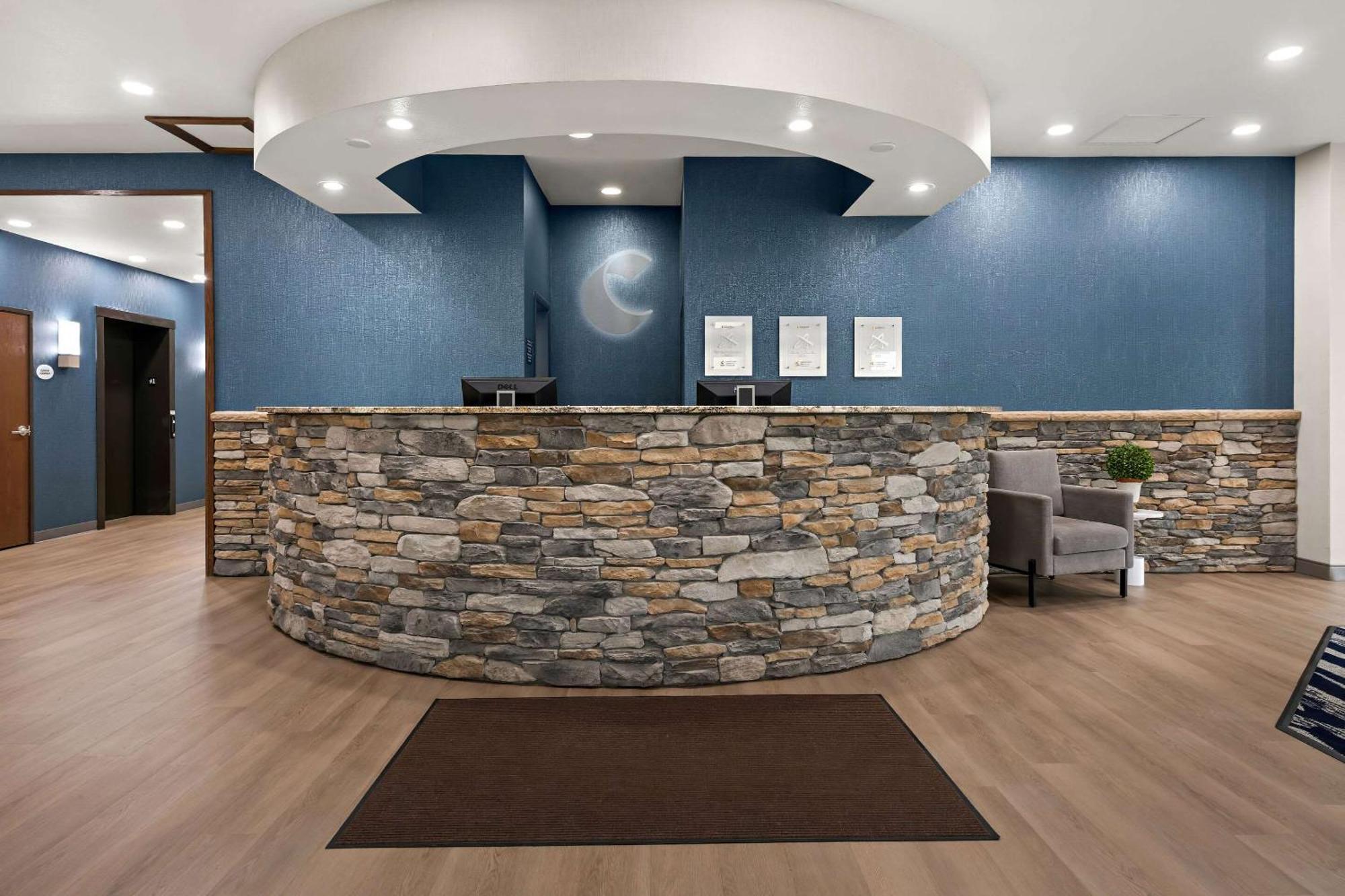 Comfort Suites Hudson I-94 Buitenkant foto
