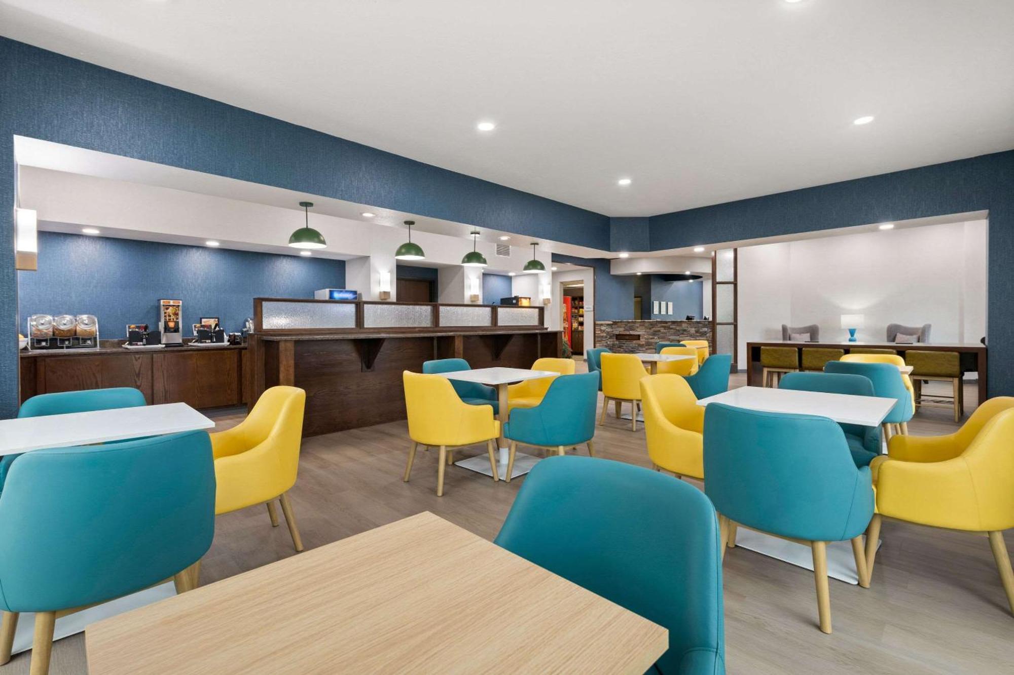 Comfort Suites Hudson I-94 Buitenkant foto